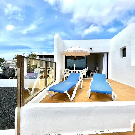 Bungalow Con Vistas Al Mar, Freewifi, Terraza, Playa Cerca En Charco Del Palo