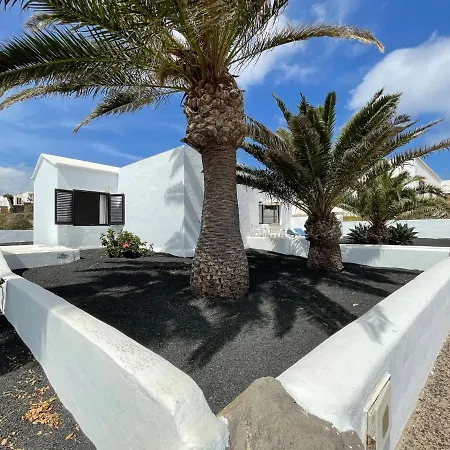 Bungalow Con Vistas Al Mar, Freewifi, Terraza, Playa Cerca En Charco Del Palo Charco del Palo